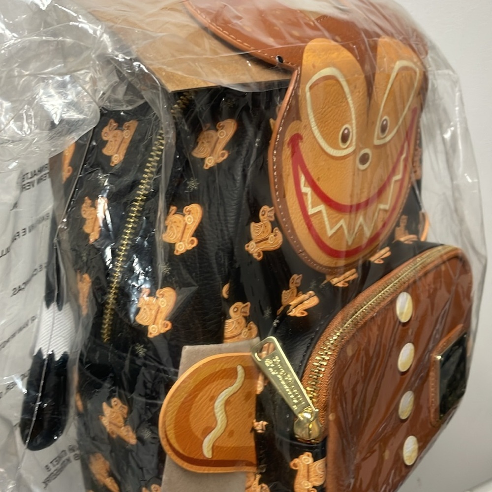 Nightmare before Christmas loungefly backpack - Picture 3 of 4